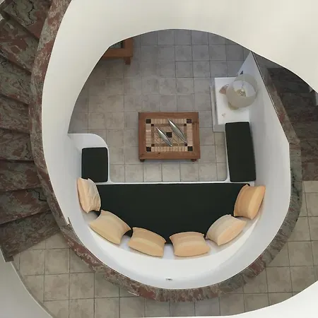 La Morena Villa